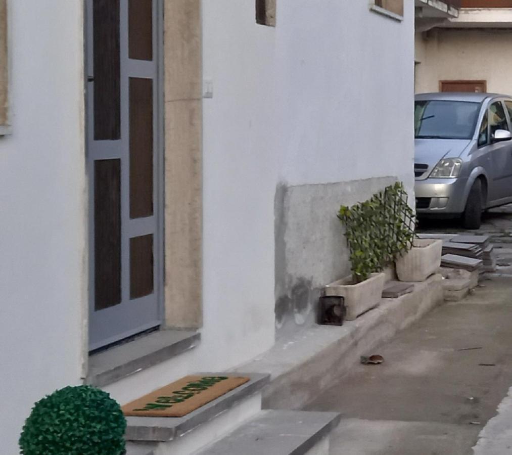 Il Cortile Dei 3 Camera Matrimoniale Gallarate Luaran gambar